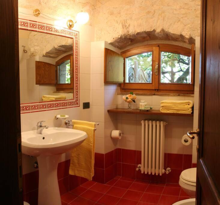 All Stone Horse Stable Converted To Elegant Apartment - Baltimora Spoleto Exteriér fotografie